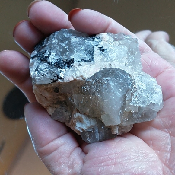 Beautiful Northern Canadian Quartz & Mica Crystal Rock - Picture 5 of 5